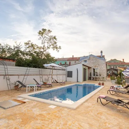Villa Pax